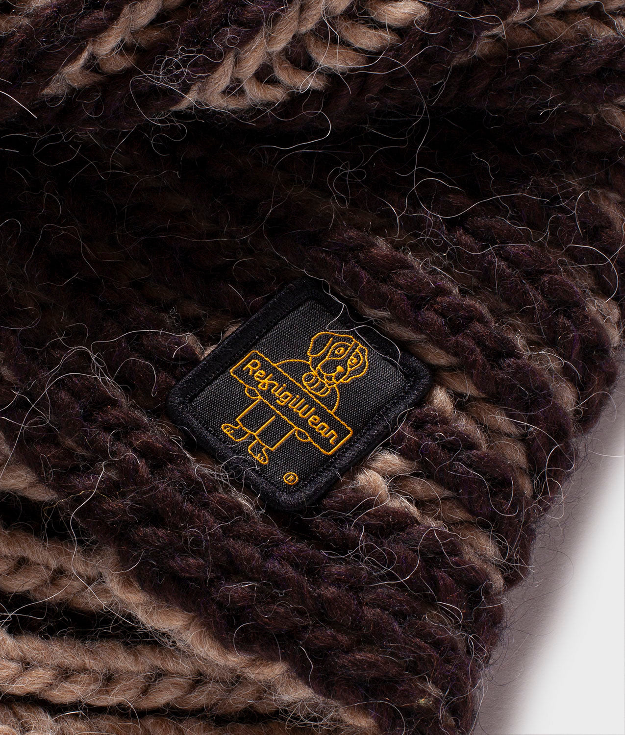 TWIST SCARF