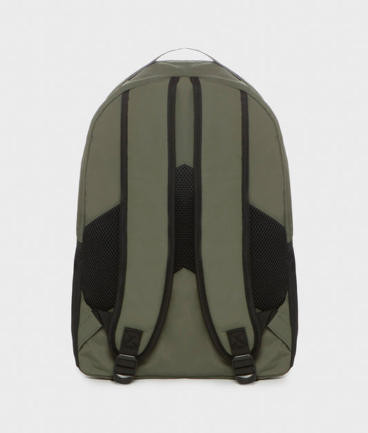 ONE BACKPACK MILITARY GREEN | RefrigiWear ONE BACKPACK MILITARY GREEN | RefrigiWear