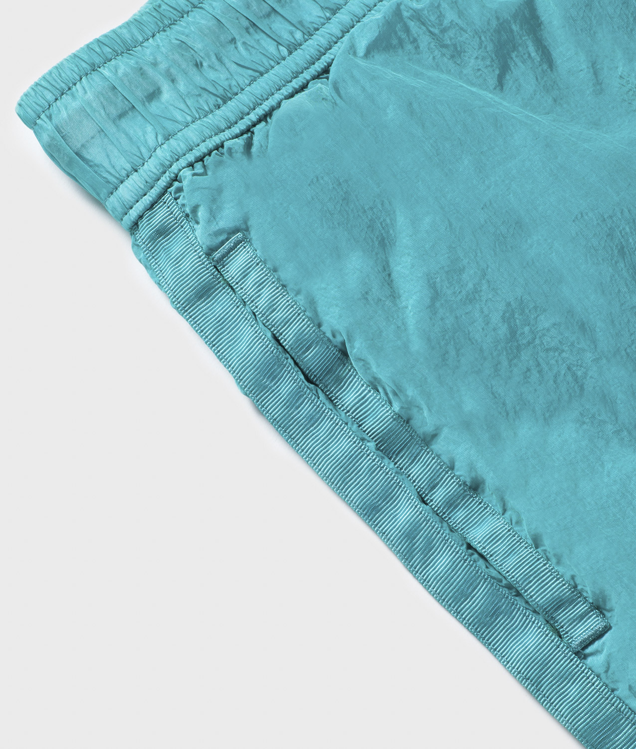 BEACH SHORTS