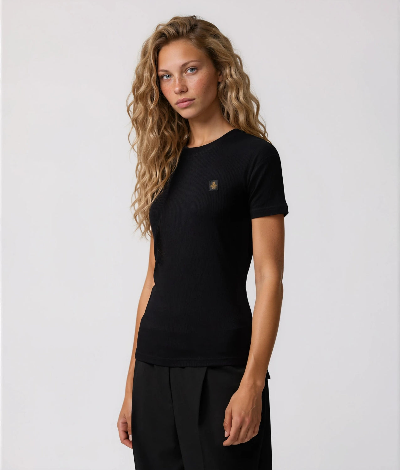 T-SHIRT TYLA T-SHIRT BLACK | RefrigiWear