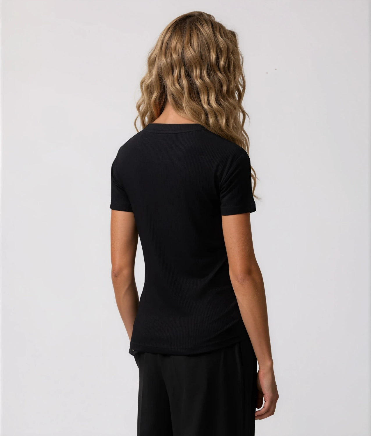 T-SHIRT TYLA T-SHIRT BLACK | RefrigiWear