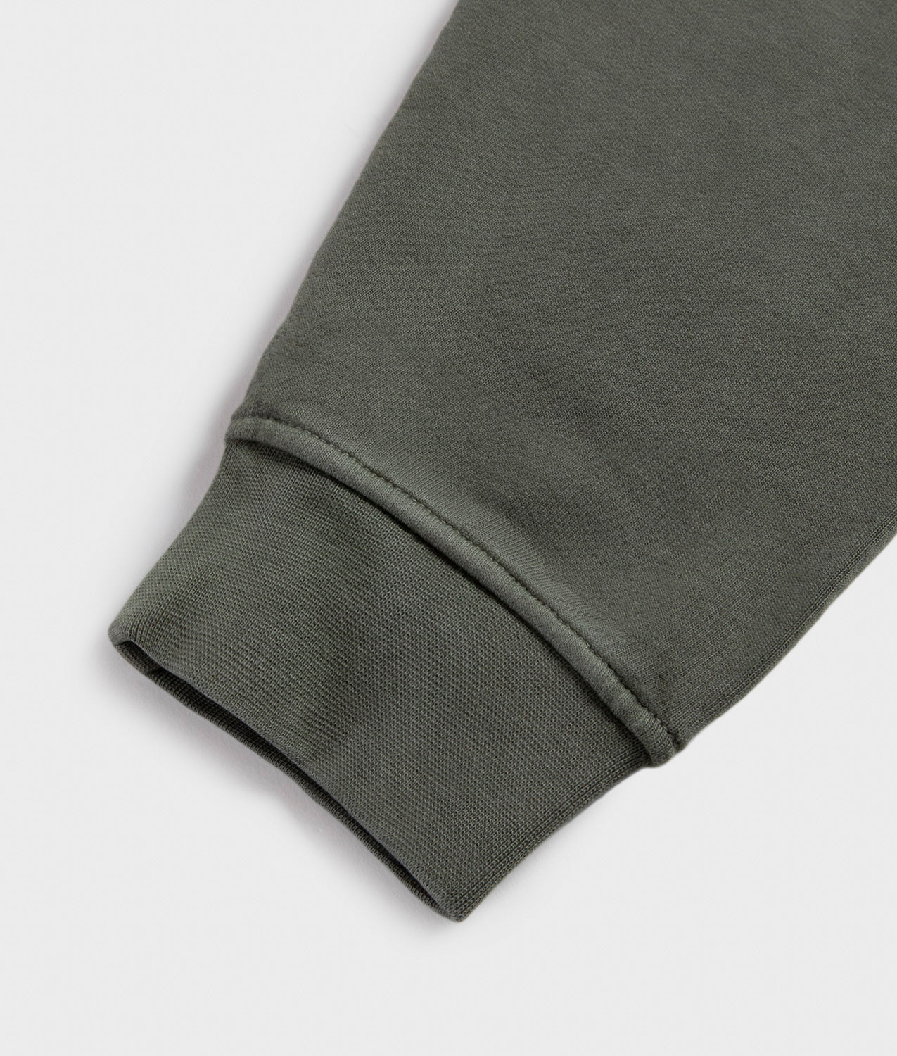 ESCAPE SWEATSHIRT