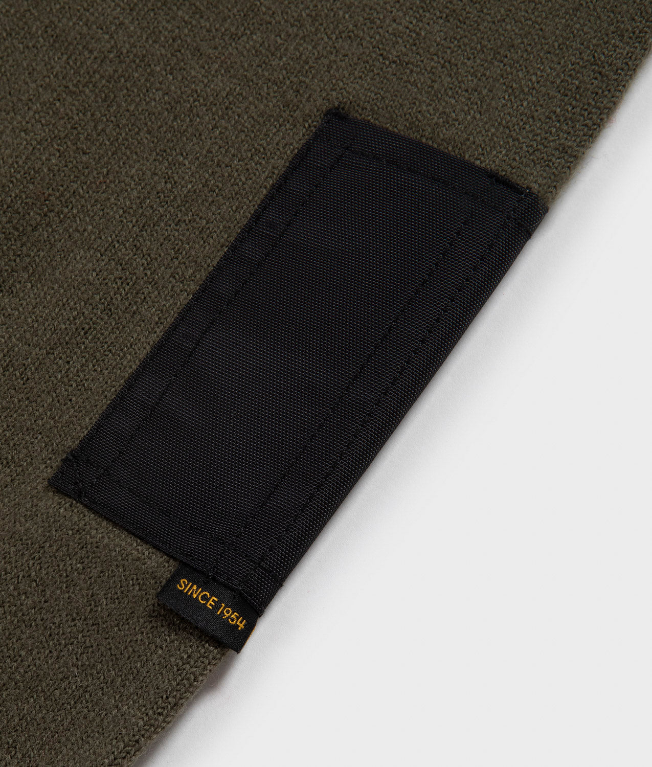TREK KNITWEAR