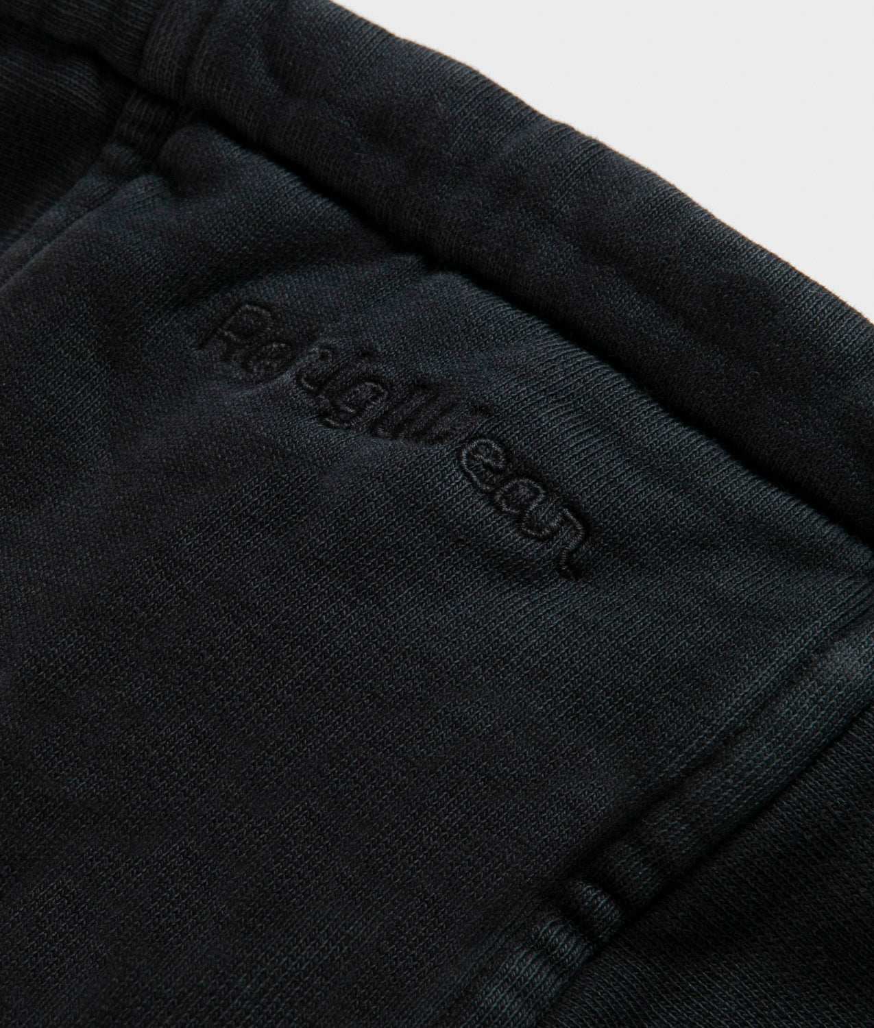 ESCAPE SWEATSHIRT