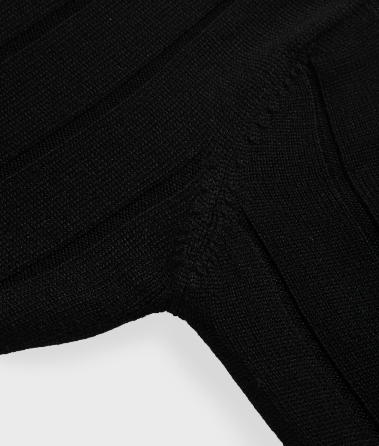 KNITWEAR ZELIA KNITWEAR BLACK | RefrigiWear