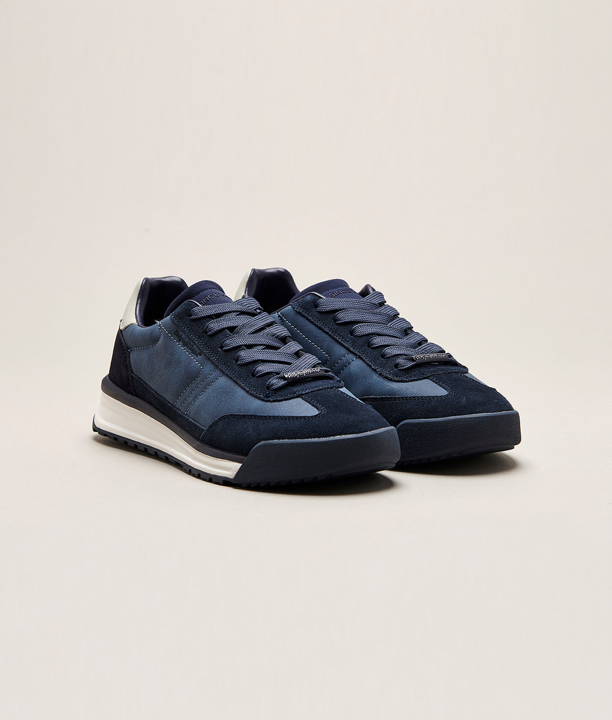 ACCESSORIES JOGGER01 SHOES NAVY | RefrigiWear