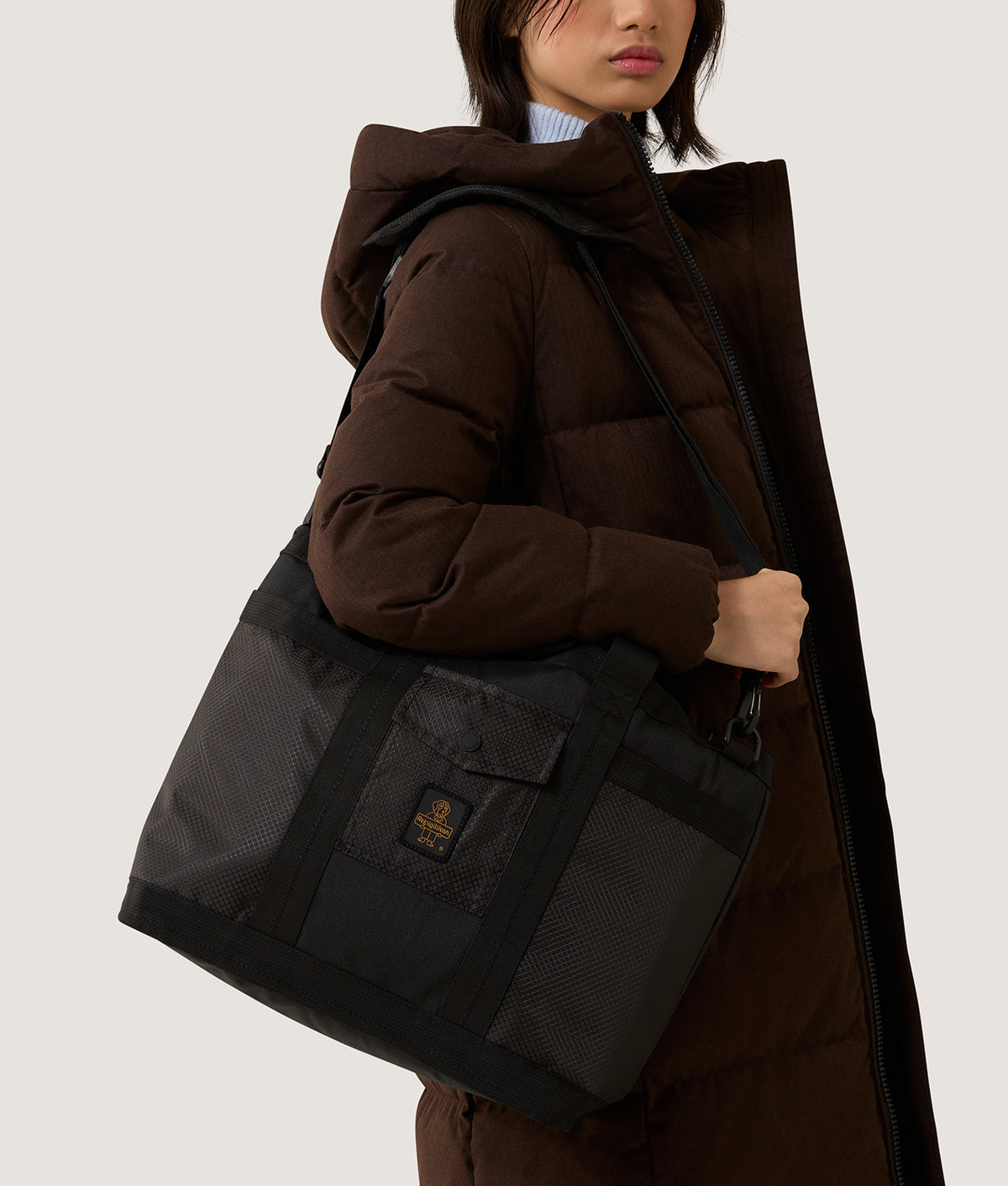 ACCESSORIES LEAF BAG BLACK | RefrigiWear