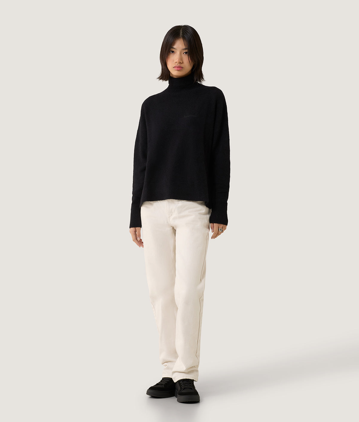 MATILDA KNITWEAR BLACK | RefrigiWear