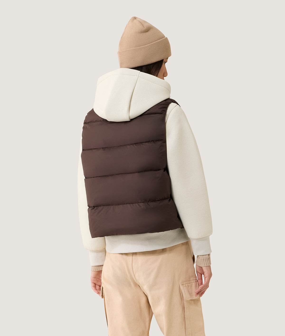 LANA VEST BLACK COFFEE | RefrigiWear