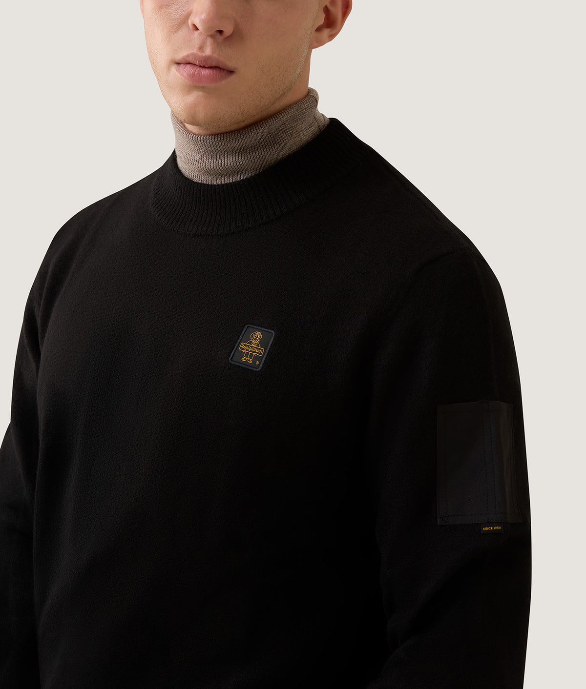 TREK KNITWEAR
