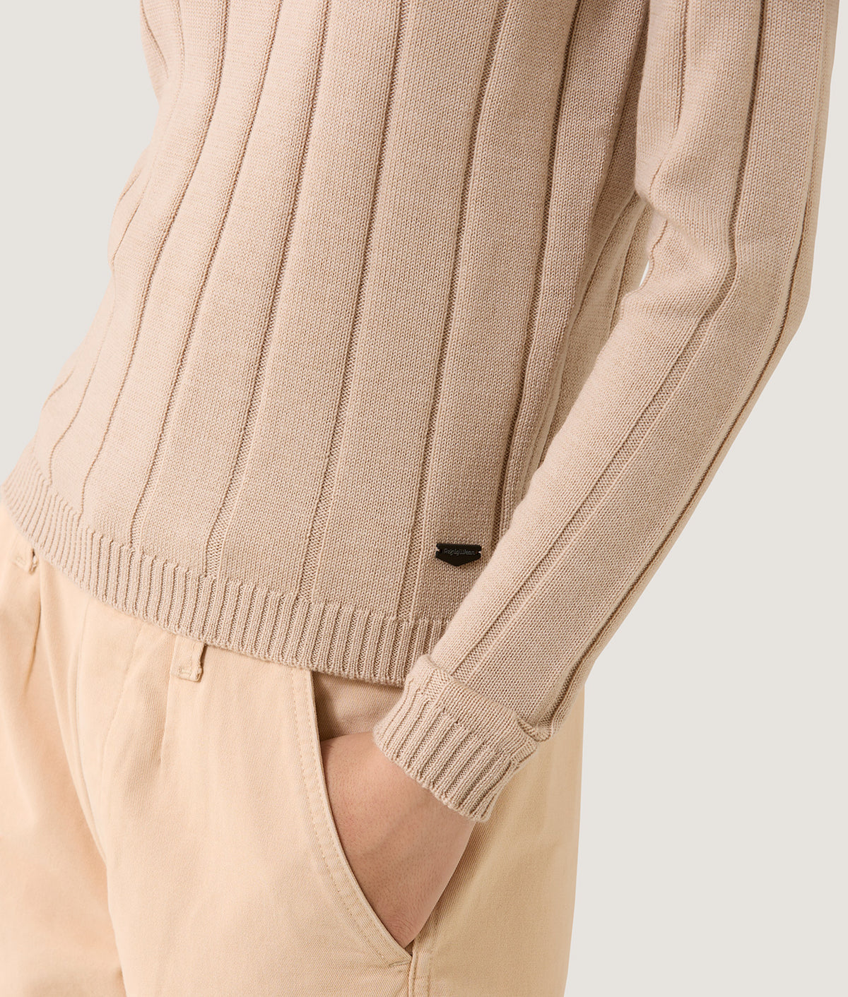 ZELIA KNITWEAR